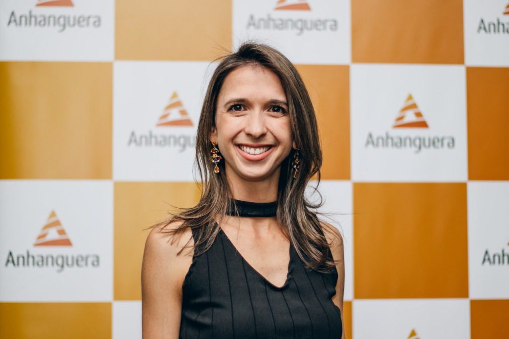 Mariana é diretora da Faculdade Anhanguera de Itapeva