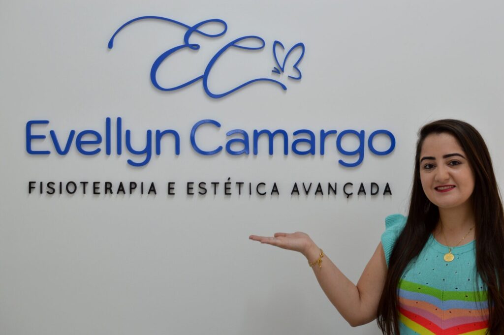 A fisioterapeuta Evellyn Camargo